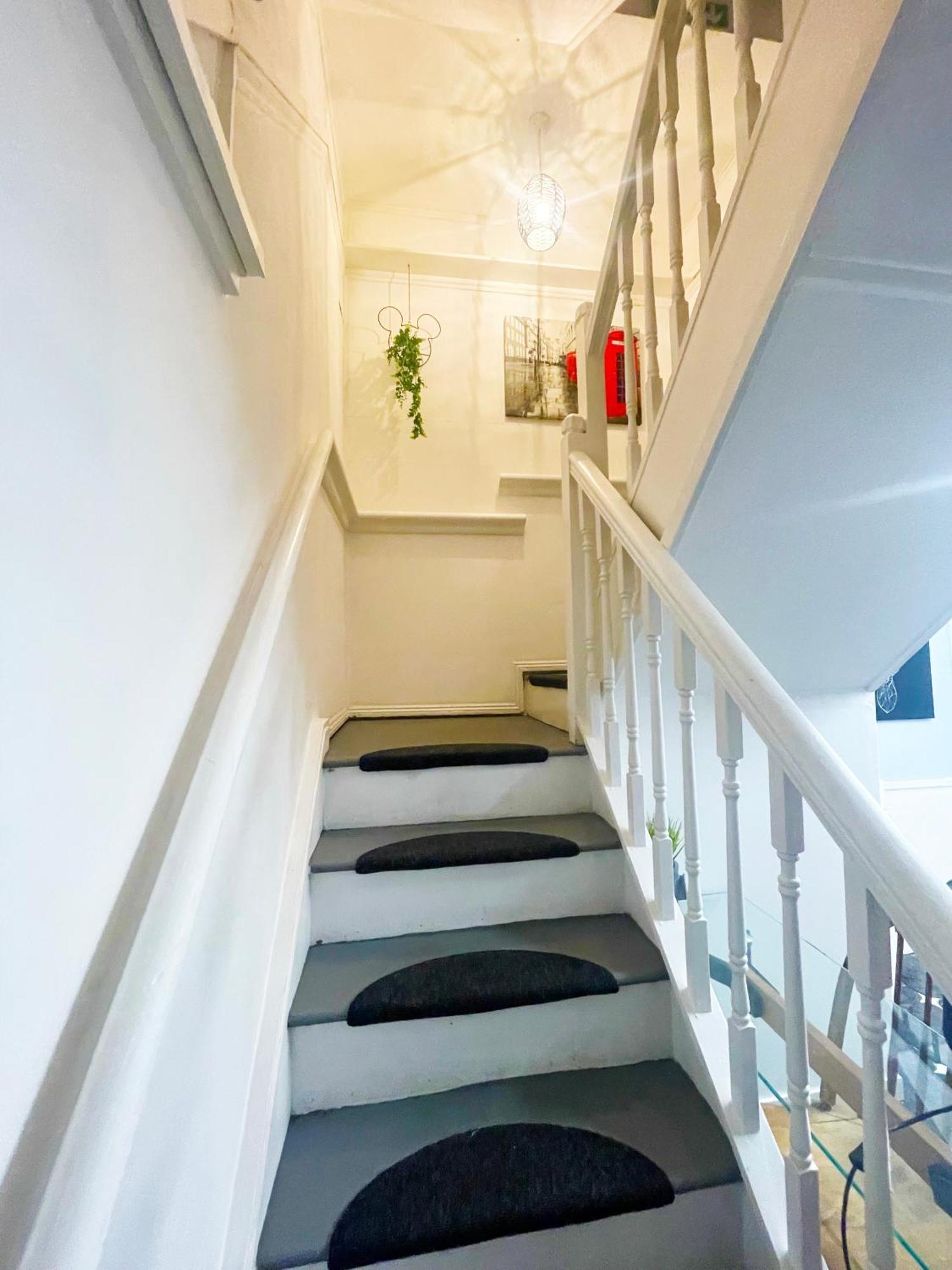 Brixton/Oval House Appartement Londen Buitenkant foto